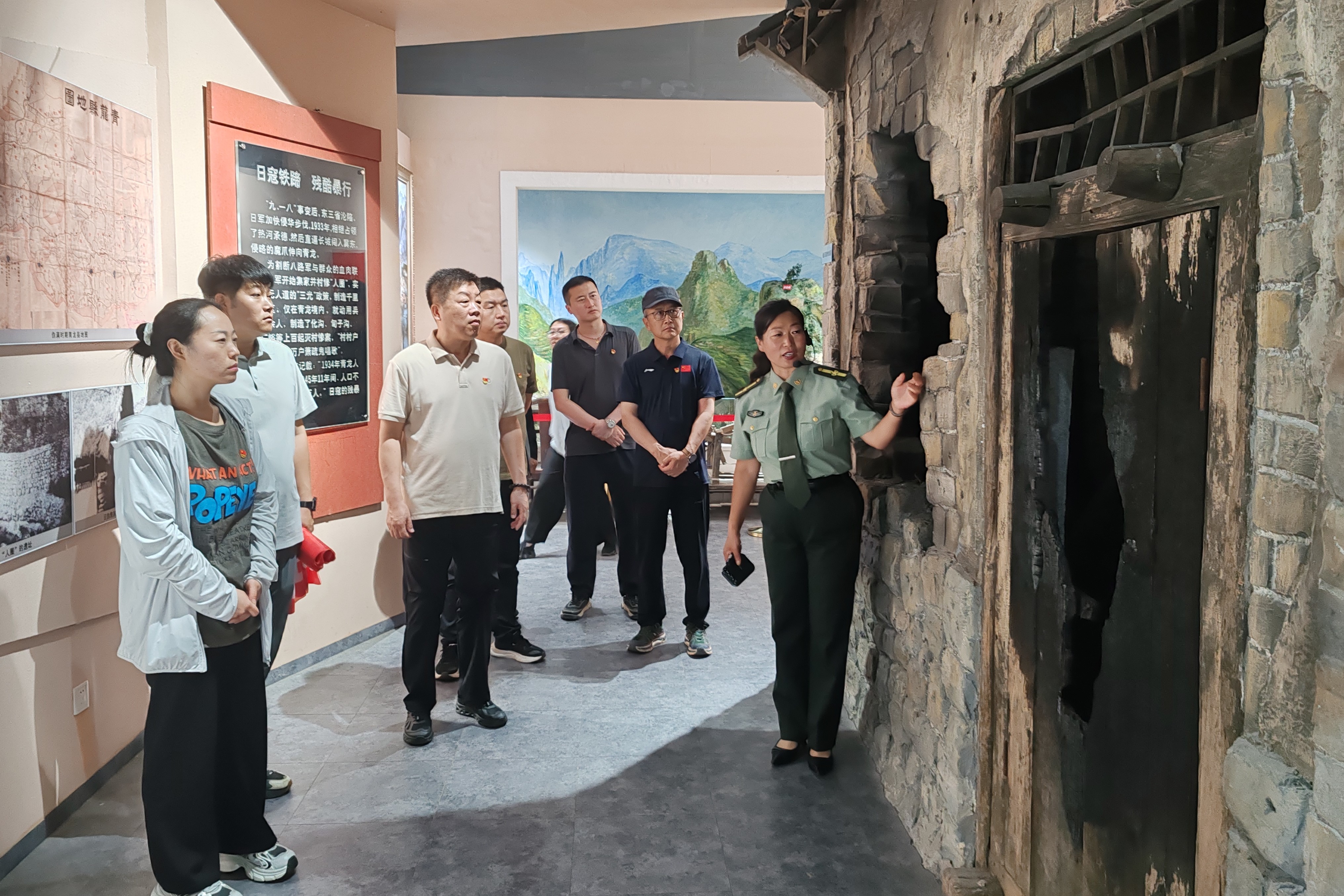 紀念館參觀學習1.jpg
